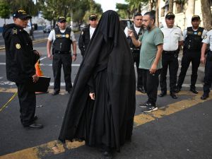 Colombia deports Jewish Lev Tahor members to U.S. after child-abuse probe