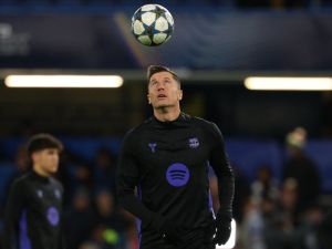 فيران توريس يفرض حضوره وليفاندوفسكي يواجه اختبارًا صعبًا في برشلونة