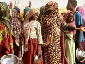 اغتصاب 19 امرأة خلال النزوح من الفاشر