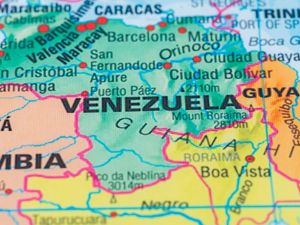 تفسير حلم السفر إلى فنزويلا في المنام