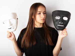 ما هو مرض بايبولر