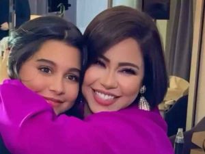 شيرين وابنتها