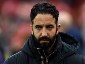 إقالة أموريم قد تكلف مانشستر يونايتد 50 مليون جنيه إسترليني