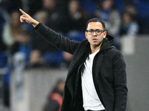 روسينيور في لندن لوضع اللمسات الأخيرة على عقد تدريب تشيلسي