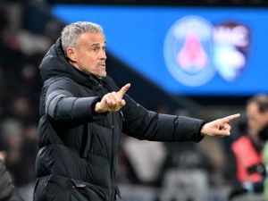 هل يكون لويس إنريكي خليفة روبن أموريم في "أولد ترافورد"؟