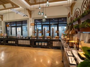 ريكسوس باب البحر يحتفل بيوم الحب بعروض مُميّزة وتجربة ترفيهية استثنائية