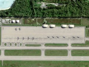 Trump warns UK to retain Diego Garcia control 