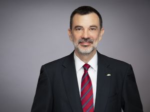 المشرق أول بنك إماراتي يقدّم لحاملي الجنسية الباكستانية المقيمين في الإمارات حسابات رقمية عبر الحدود 