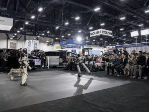 Faraday Future Launches Three Series of Robot Products at the Annual NADA Show, Aiming to Become the first U.S. Company to Deliver Both Humanoid and Bionic Robots
