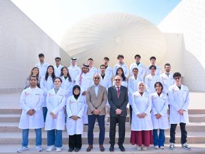 WCM-Q students shadow physicians at affiliate hospitals