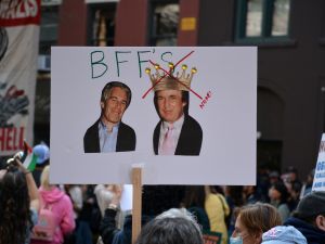 3 ملايين وثيقة، 2000 فيديو، 180 ألف صورة… ورد ترامب الصادم