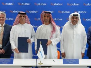 فلاي دبي توقع مذكرة تفاهم مع جامعة الإمارات للطيران لإطلاق برنامج تدريب مُرحِّل طيران للمواهب الإماراتية