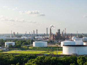 Oil prices soar amid Gulf tensions, IEA warns of potential $100 Brent spike