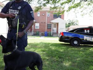 U.S. Police officer wounded in shooting during standoff in Baltimore 