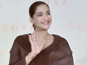 سونام كابور