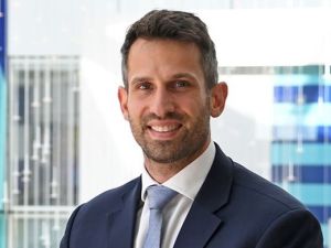 المطار الدولي تعلن عن تعيين أنطوان كرومبيز رئيساً جديداً لمجلس إدارتها