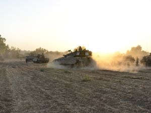 بعد غارة بيروت.. الجيش الإسرائيلي يطلب إخلاء 4 قرى بجنوب لبنان