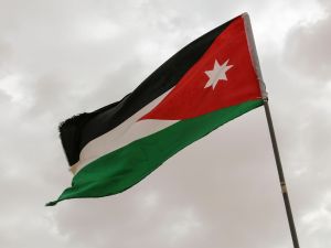 أجمل رسائل الواتساب في يوم العلم الأردني