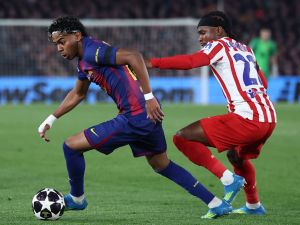 موعد مباراة أتلتيكو مدريد وبرشلونة، القنوات الناقلة، والتشكيل المتوقع في قمة الحسم الأوروبية