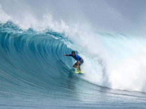 منتجع فورسيزونز المالديف كودا هورا يعلن عودة بطولة كأس أبطال ركوب الأمواج