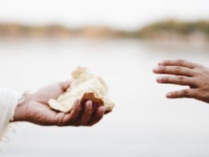 تفسير رؤية الميت يعد الطعام في المنام