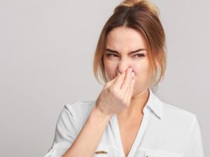 تفسير شم رائحة شخص في المنام