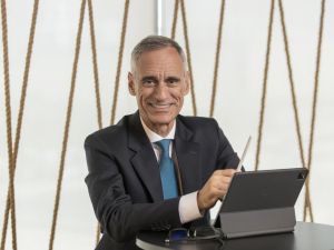 "إس إيه بي" تكشف عن استراتيجية "المؤسسة ذاتية التشغيل"