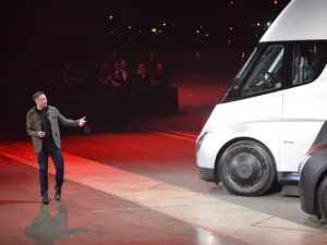 Musk showcasing Tesla Semis