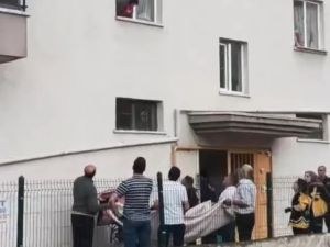 Ankara dad dangles daughter from window