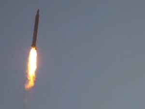 الحرس الثوري الإيراني يعلن استهداف منشآت عسكرية أميركية في البحرين والكويت رداً على الضربات الأميركية