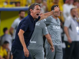 الإيطالي سيموني إنزاغي المدير الفني لنادي الهلال السعودي