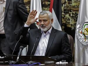 Ismail Haniya, the Head of the Palestinian Islamist movement Hamas, delivers a speech in Gaza City on April 30, 2018. 
(MAHMUD HAMS / AFP)