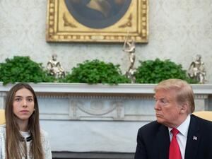 US President Donald Trump meets with Fabiana Rosales de Guaido, wife of Venezuelan opposition leader Juan Guaido, in the Oval Office of the White House in Washington, DC, March 27, 2019. (SAUL LOEB / AFP)
