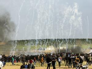 Palestinian protestors (AFP)