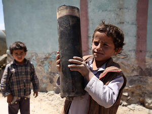 بابا الفاتيكان ينتقد تصدير أوروبا لأسلحة "تقتل الأطفال" في اليمن بابا الفاتيكان ينتقد تصدير أوروبا لأسلحة "تقتل الأطفال" في اليمن