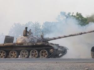 نزوح من صنعاء والمقاومة تنصح السكان عبر المناشير - ارشيف