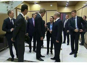 بوتين اثناء زيارته الى سورية يبحث مع مستشاريه الوضع في سورية فيما ينتظر الاسد القرارات التي ستصدر 