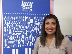  "لم تكن واقعة جنسية، لكنه جذبني من رأسي. وضع يده حول عنقي وجذبني نحوه ليمسح أنفه في أنفي