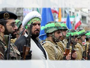 عملت إيران منذ سيطرة النظام السوري على المنطقة الجنوبية في تموز الماضي، على تكثيف جهودها الرامية لبسط سيطرتها على أكبر جزء ممكن من قرى وبلدات درعا عملت إيران منذ سيطرة النظام السوري على المنطقة الجنوبية في تموز الماضي، على تكثيف جهودها الرامية لبسط سيطرتها على أكبر جزء ممكن من قرى وبلدات درعا