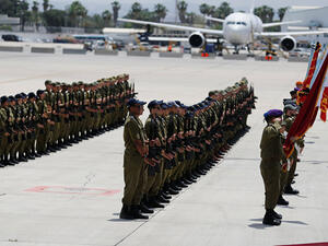 الجيش الإسرائيلي ينفذ تدريبا عسكريا لحماية مطار رامون الجديد في إيلات
