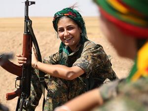 قسد شنت  هجوما واسعا ضد التنظيم في ريف دير الزور الشرقي.