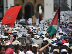 أعضاء كنيست عرب ويهود سيدعون لإخلاء المستوطنين من الخليل
