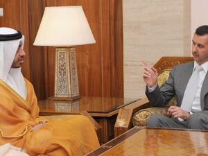 ودعمت الامارات المعارضة السورية بالمال والسلاح بشكل محدود لا يمكنها من تحقيق النصر على الاسد وعملت على فتح قناة اتصال امنية مع الجنرال على مملوك وتعاملت مع الطرفين 

