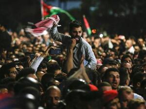 Thousands in Amman marched toward the Prime Minister's house on June 3 (Khalil Mazraawi/AFP) Thousands in Amman marched toward the Prime Minister's house on June 3 (Khalil Mazraawi/AFP)