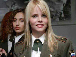 ضابطة روسية برتبة صغيرة يا حرااام