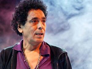 محمد منير يخضع لجراحة عاجلة