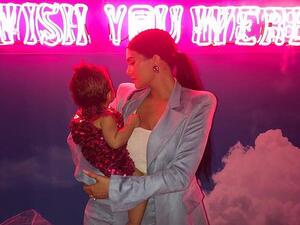 كايلي جينر وستورمي