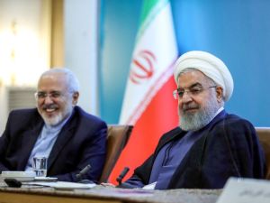 President Hassan Rouhani (R) with Foreign Minister Mohammad Javad Zarif in the capital Tehran. (AFP)