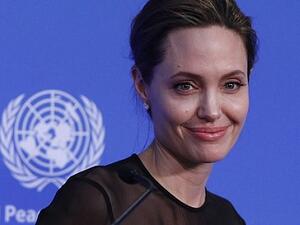 أنجلينا جولي تتبرع براتب الأمم المتحدة للأعمال الخيرية 