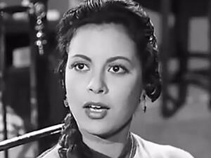 الفنانة القديرة آمال فريد